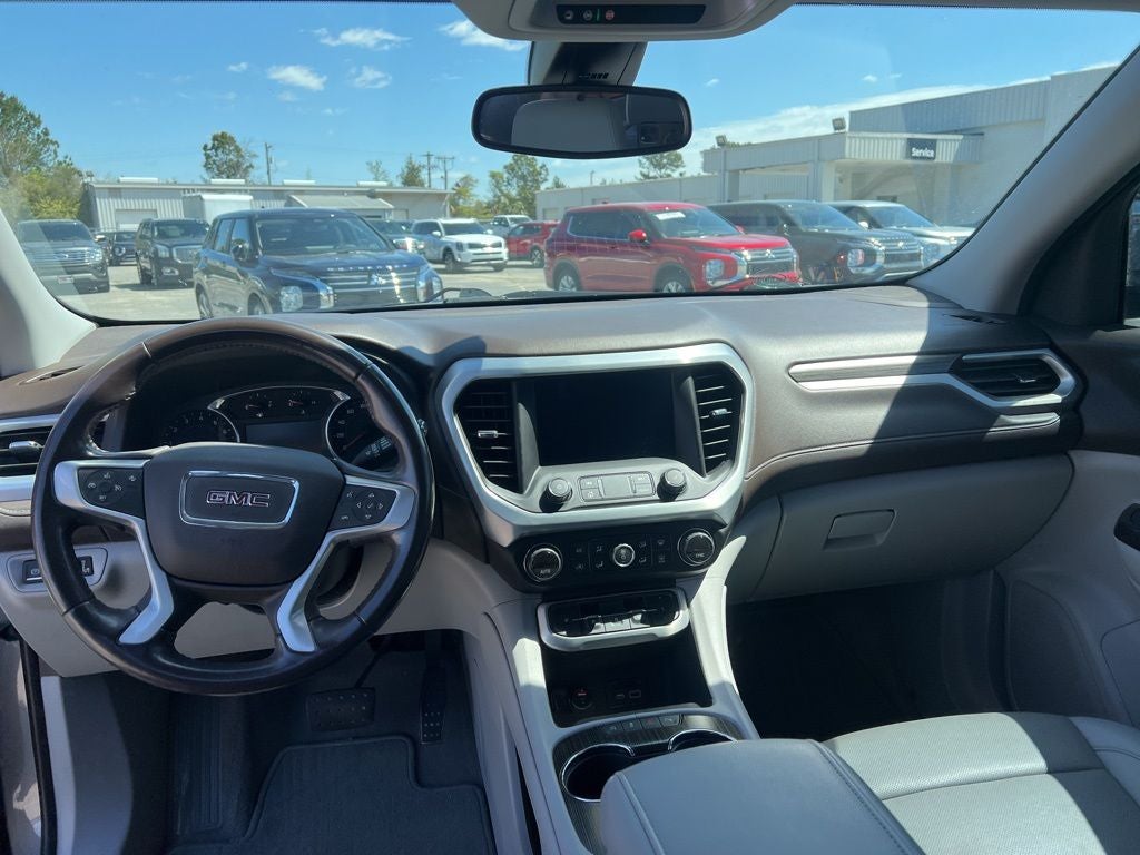 2021 GMC Acadia SLT