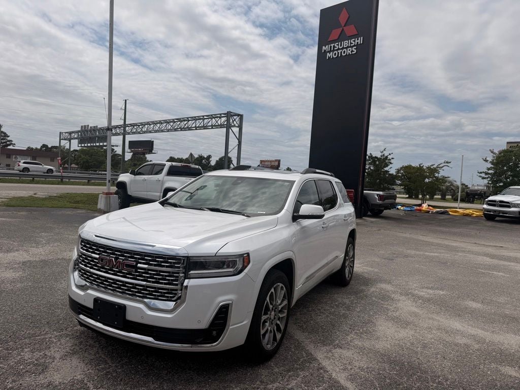 2023 GMC Acadia Denali