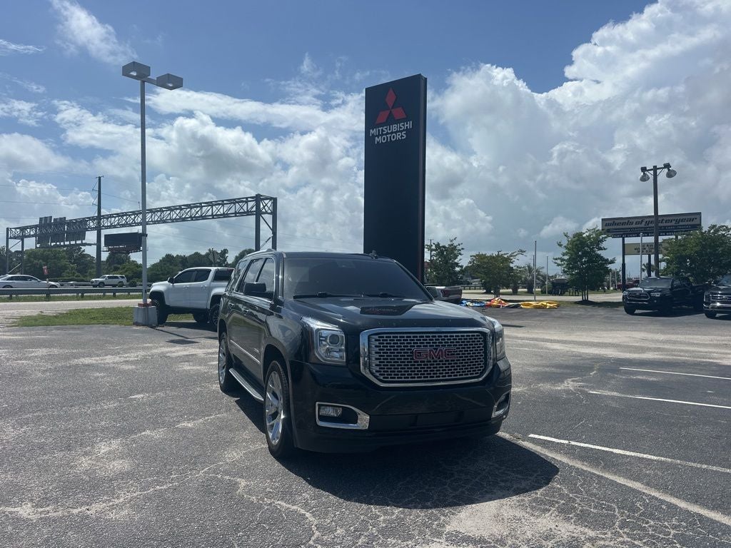 2017 GMC Yukon 4WD Denali's photo