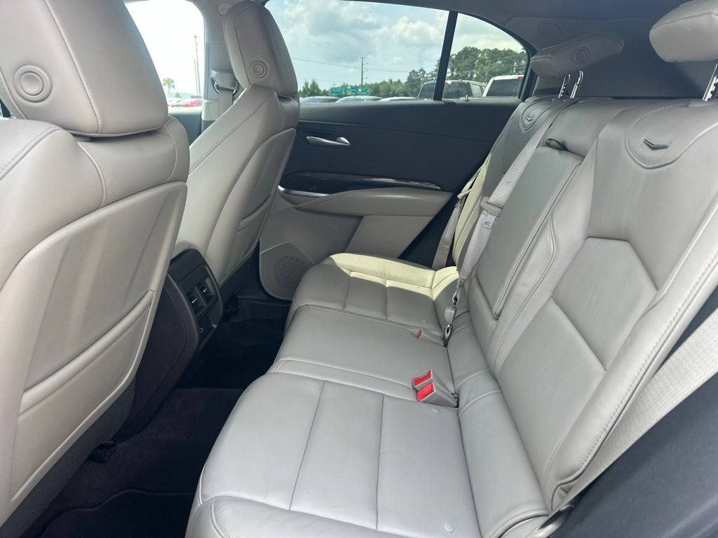 2020 Cadillac XT4 Premium Luxury
