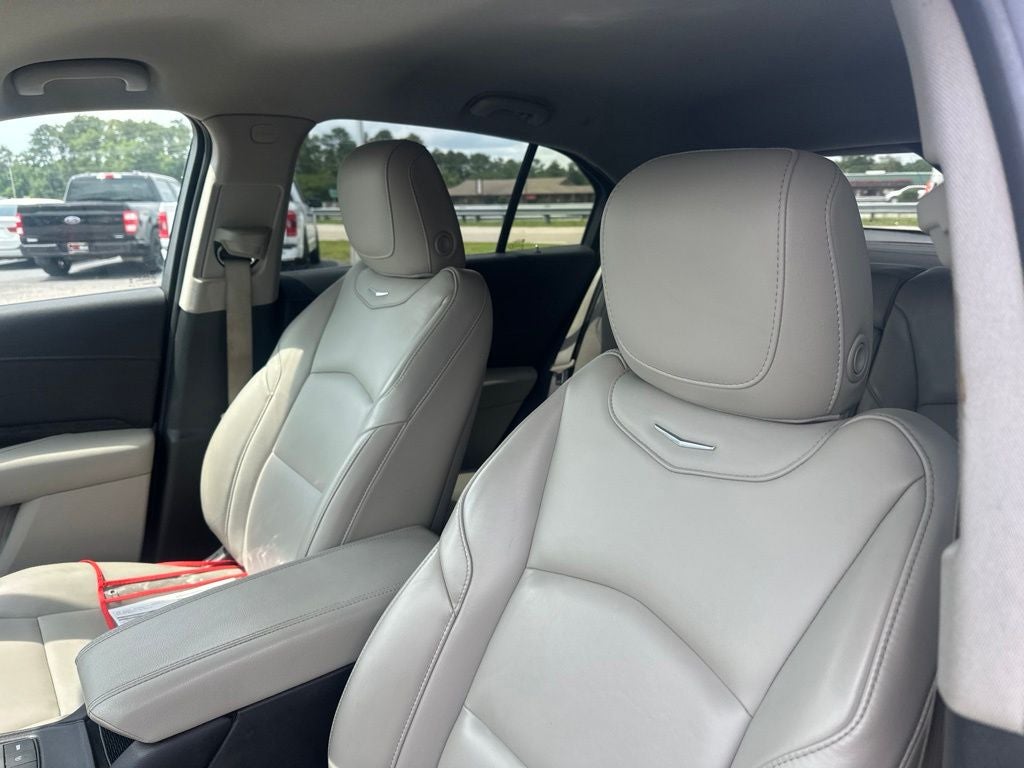 2020 Cadillac XT4 Premium Luxury