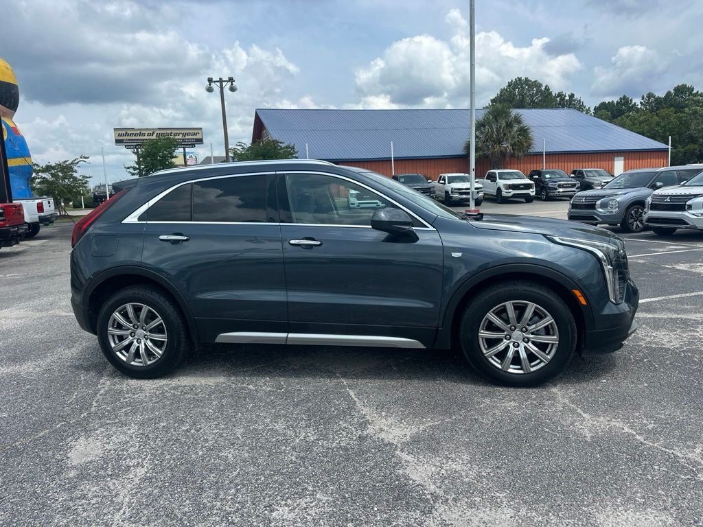 2020 Cadillac XT4 Premium Luxury