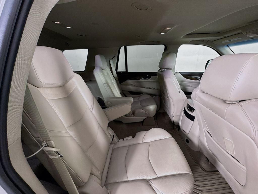 2018 Cadillac Escalade Luxury