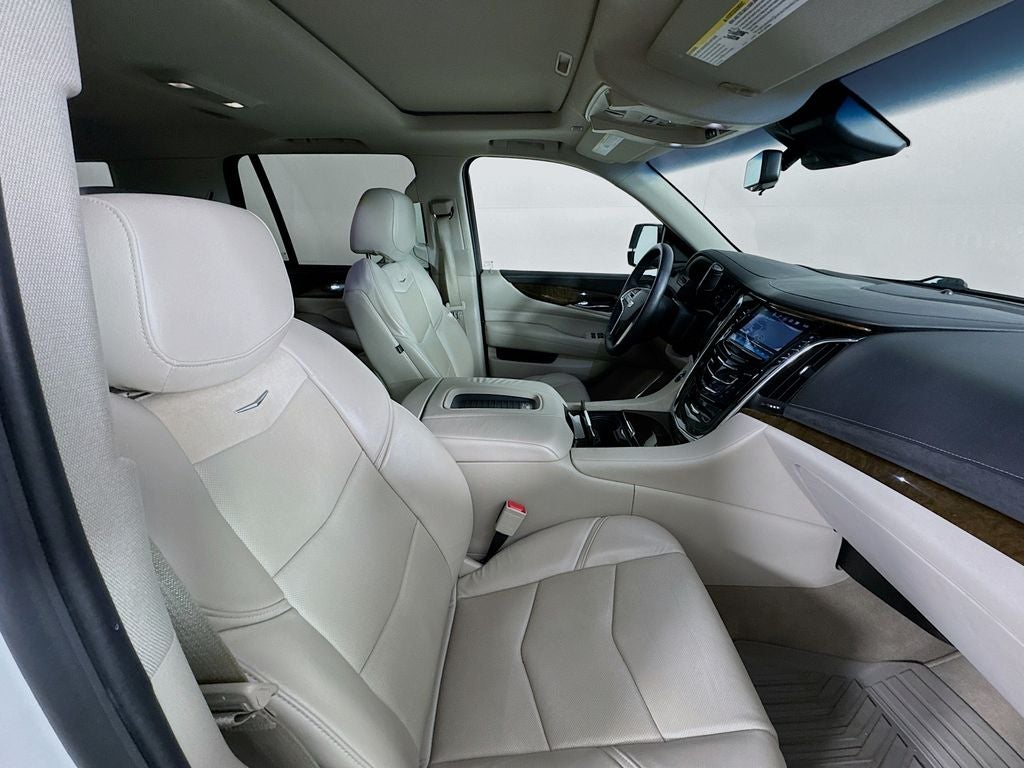 2018 Cadillac Escalade Luxury