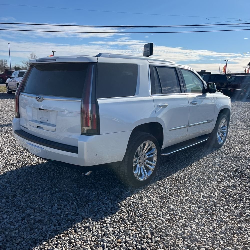 2018 Cadillac Escalade Luxury