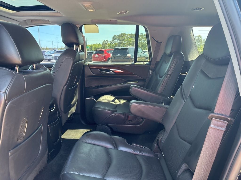 2018 Cadillac Escalade Luxury