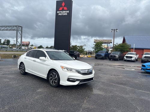 2017 Honda Accord EX-L w/Navigation and Honda Sensing