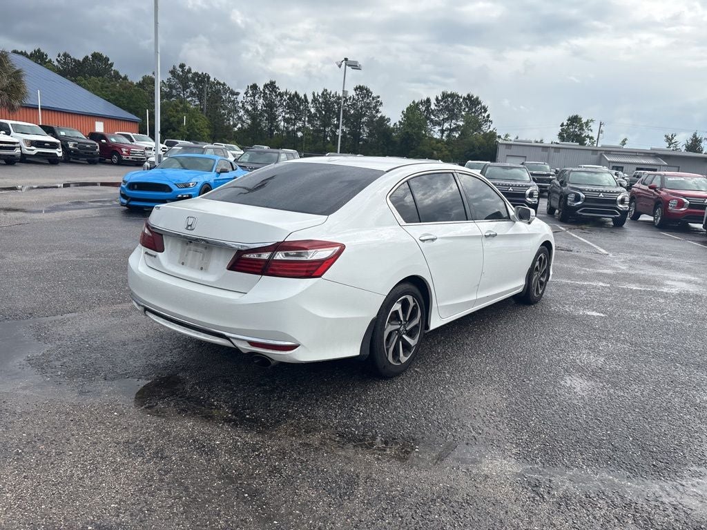 2017 Honda Accord EX-L w/Navigation and Honda Sensing