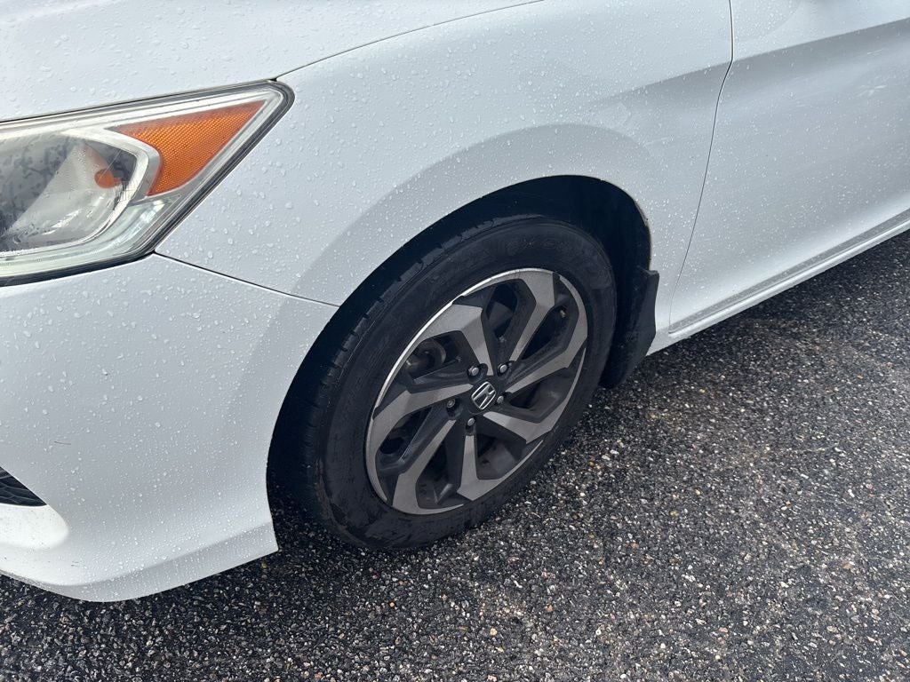 2017 Honda Accord EX-L w/Navigation and Honda Sensing