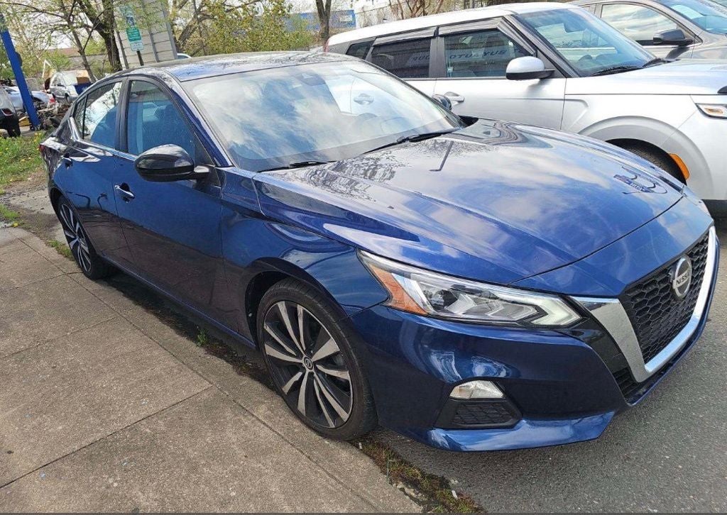 2022 Nissan Altima 2.5 SR