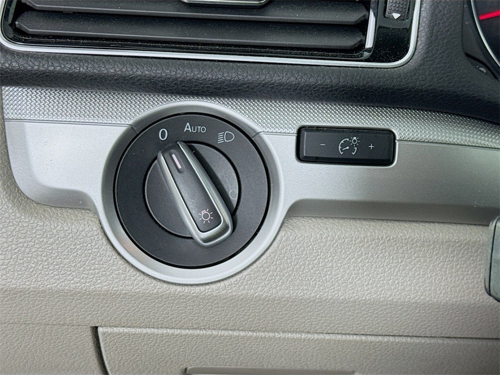 2018 Volkswagen Passat 2.0T S