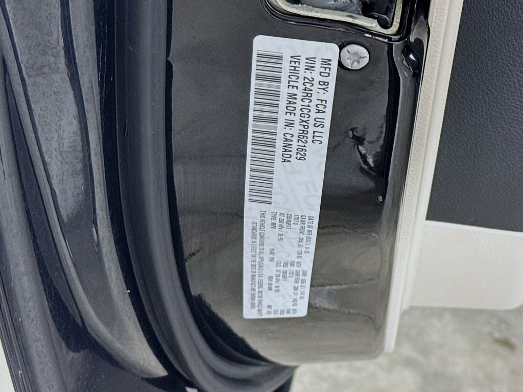 2023 Chrysler Voyager LX