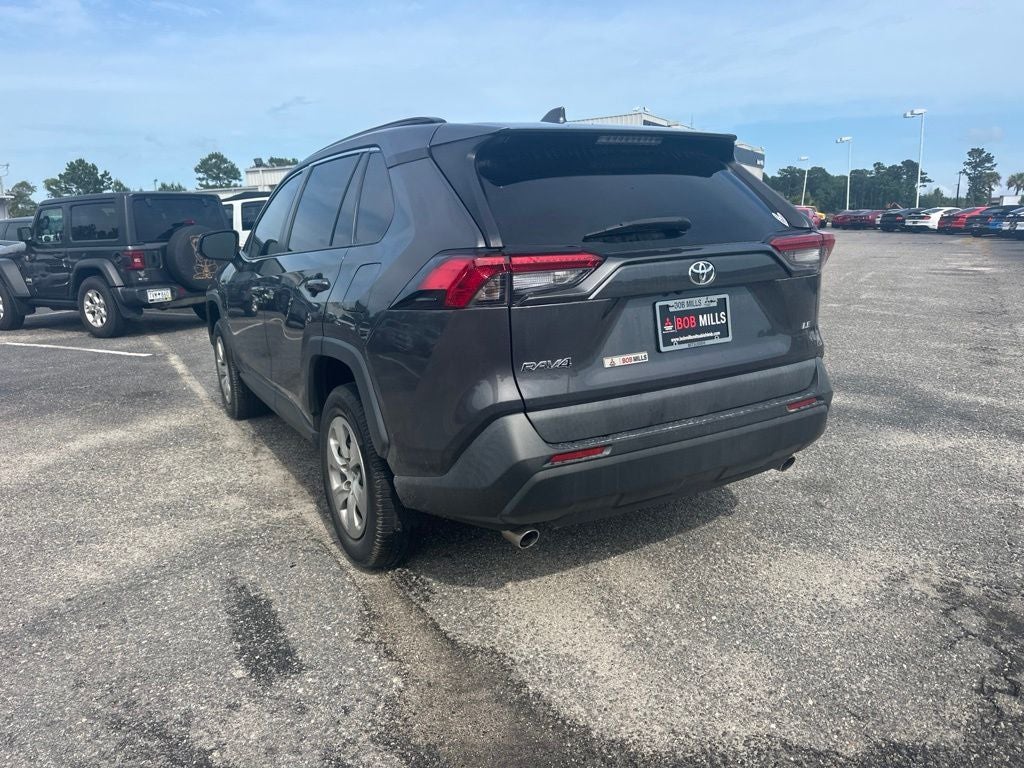 2019 Toyota RAV4 LE