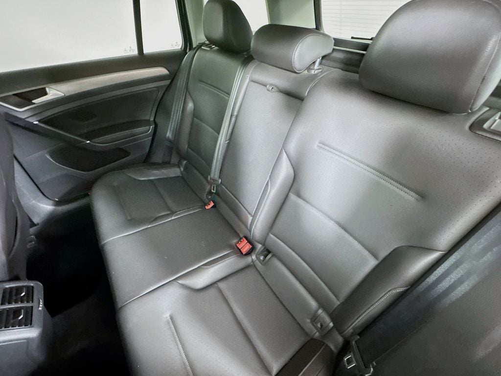 2015 Volkswagen Golf SportWagen S
