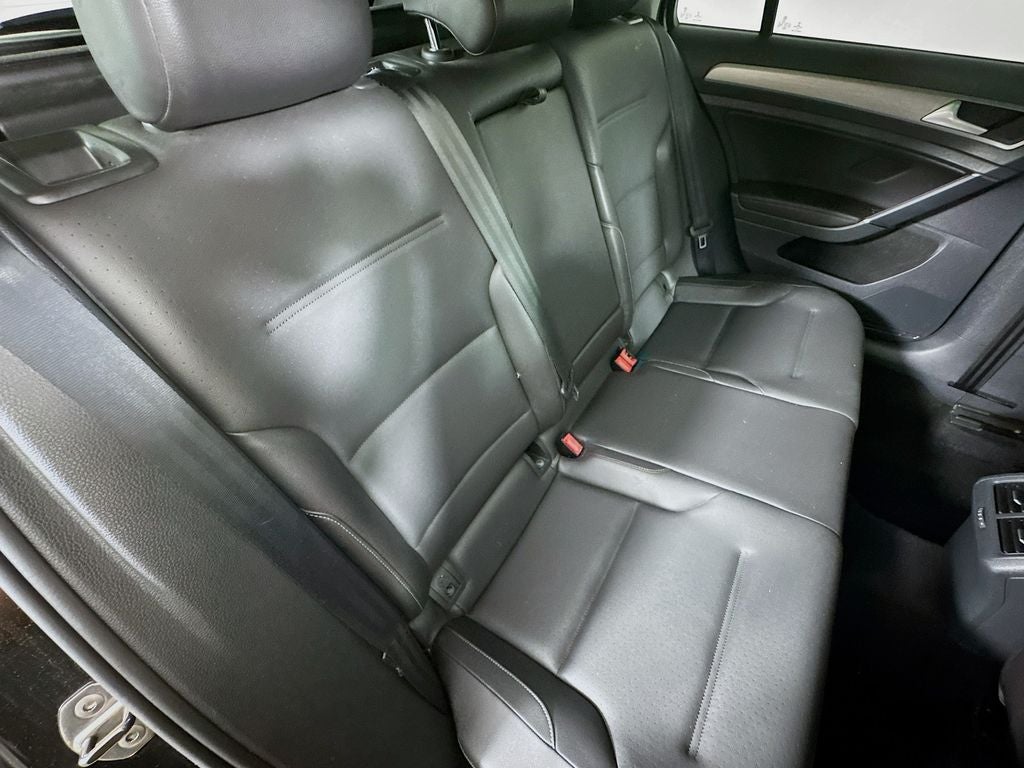 2015 Volkswagen Golf SportWagen S