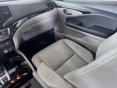 2019 Honda Pilot Touring 7 Passenger