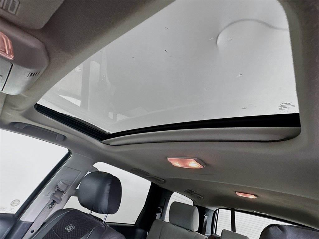 2016 Toyota Sequoia SR5 5.7L