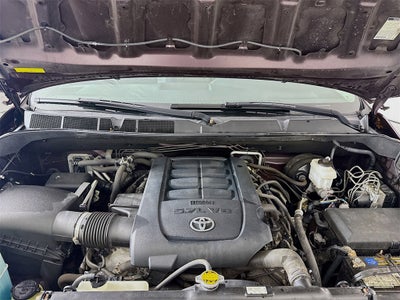 2016 Toyota Sequoia SR5 5.7L