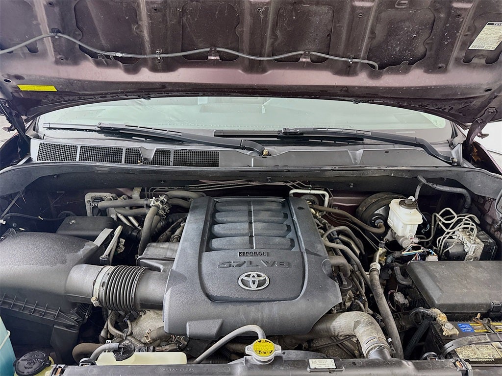2016 Toyota Sequoia SR5 5.7L