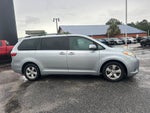 2015 Toyota Sienna LE 8 Passenger