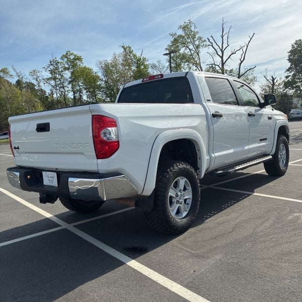 2017 Toyota Tundra SR5 Lift Lab
