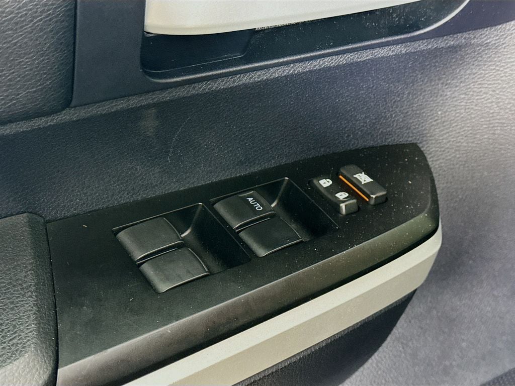 2016 Toyota Tundra SR5 4.6L V8
