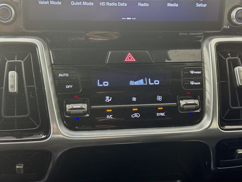 2022 Kia Sorento SX