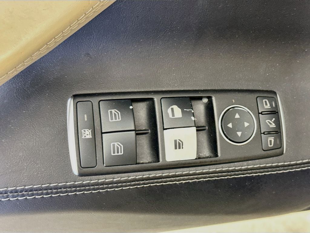 2016 Tesla Model S 70