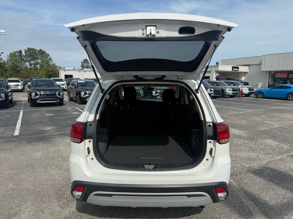 2019 Mitsubishi Outlander ES