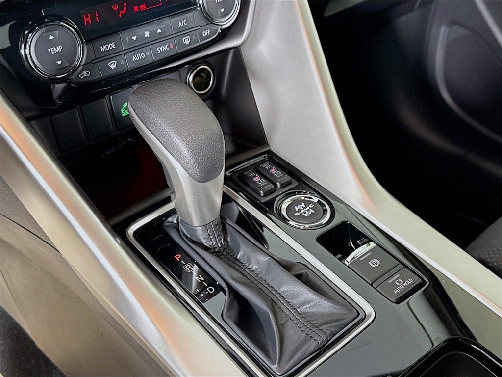 2026 Mitsubishi Eclipse Cross SE