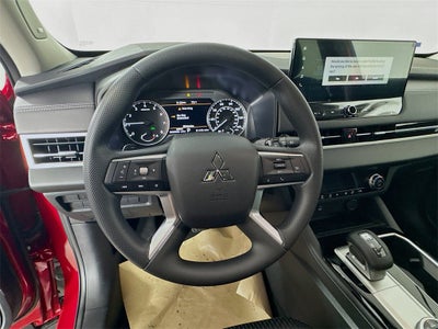 2025 Mitsubishi Outlander ES