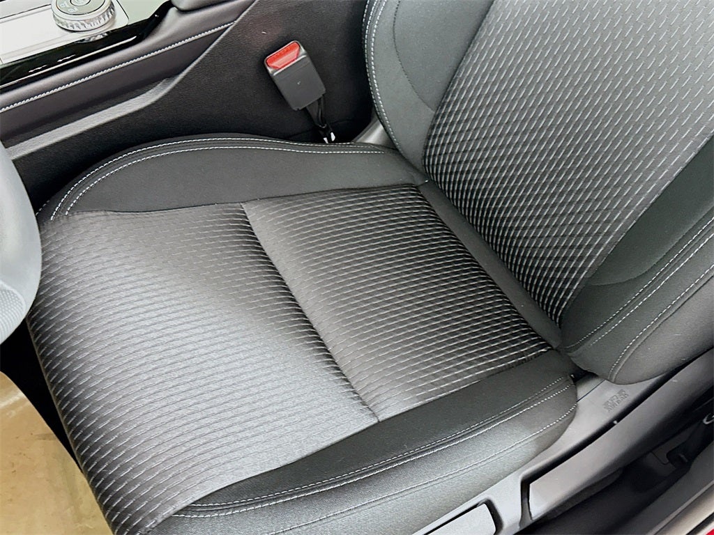 2025 Mitsubishi Outlander ES