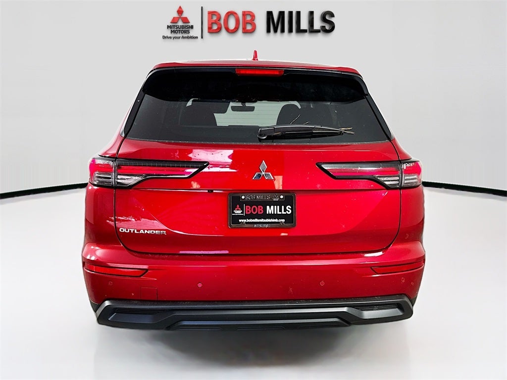 2025 Mitsubishi Outlander ES