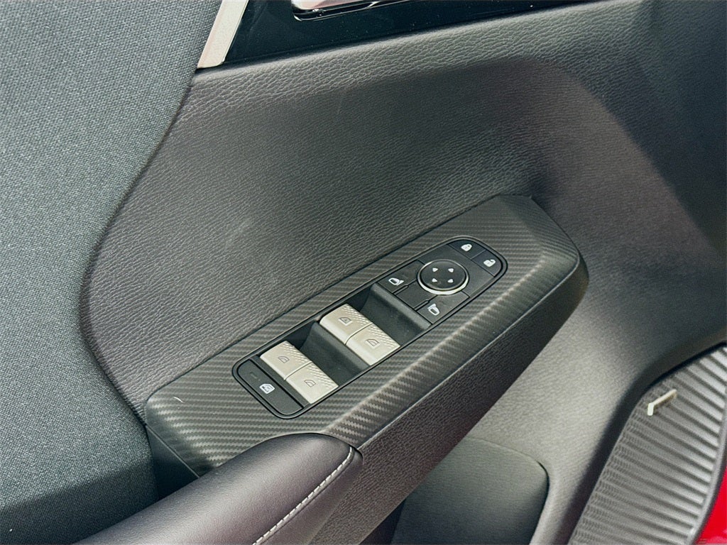 2025 Mitsubishi Outlander ES