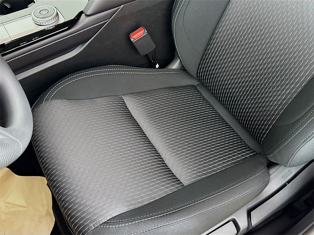 2025 Mitsubishi Outlander ES