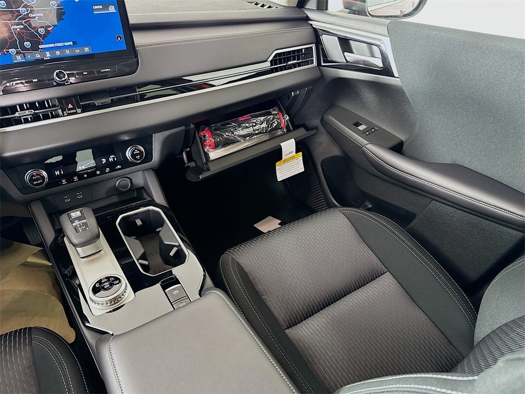 2025 Mitsubishi Outlander ES