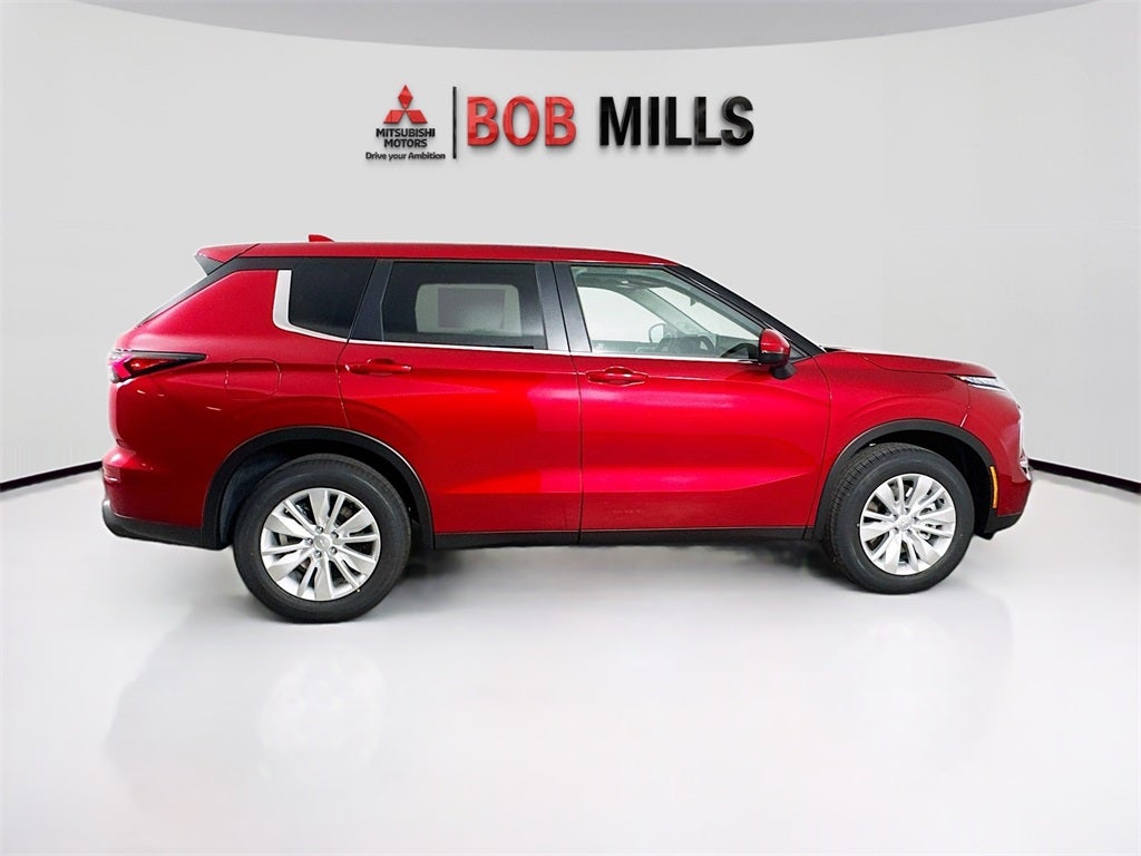 2025 Mitsubishi Outlander ES