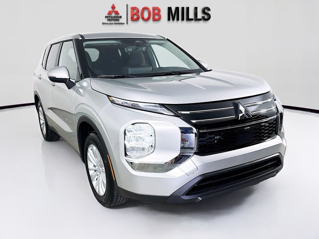 2026 Mitsubishi Outlander ES