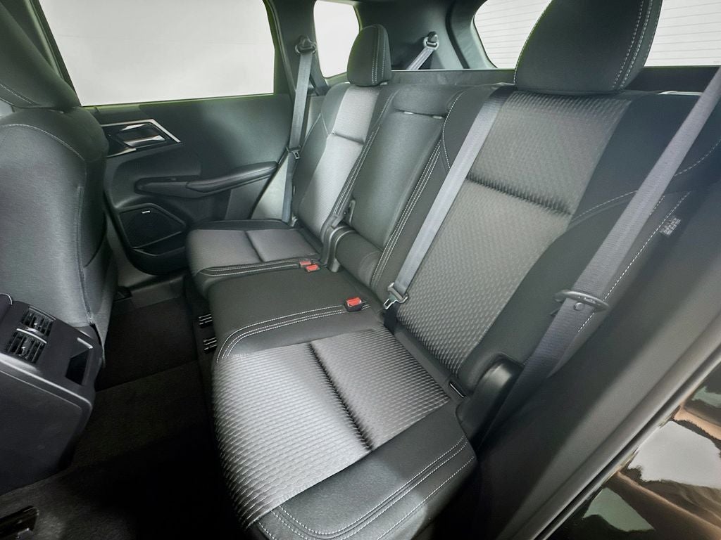 2026 Mitsubishi Outlander ES