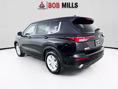 2026 Mitsubishi Outlander ES