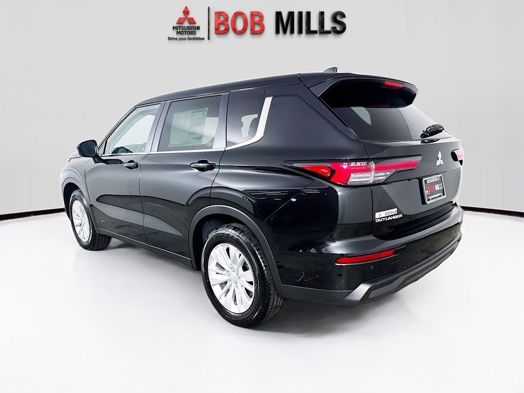 2026 Mitsubishi Outlander ES