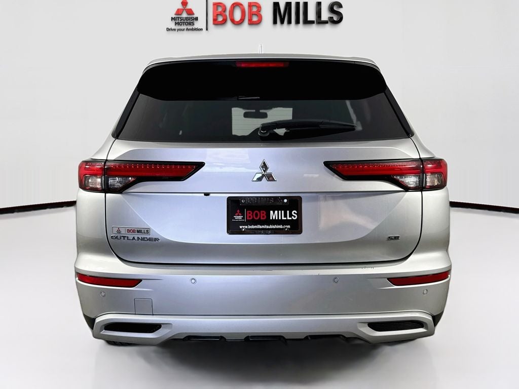 2024 Mitsubishi Outlander SE