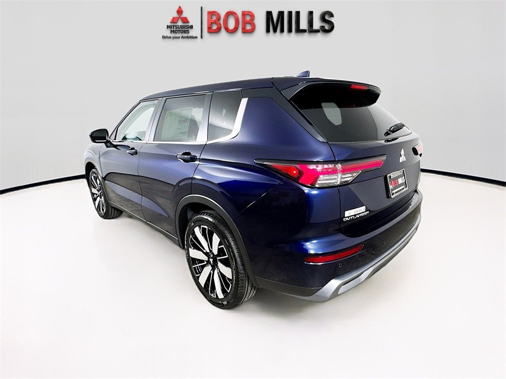 2025 Mitsubishi Outlander SE