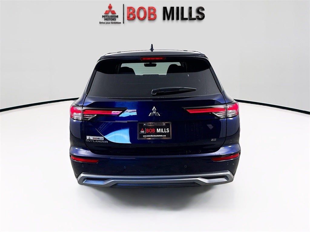 2025 Mitsubishi Outlander SE