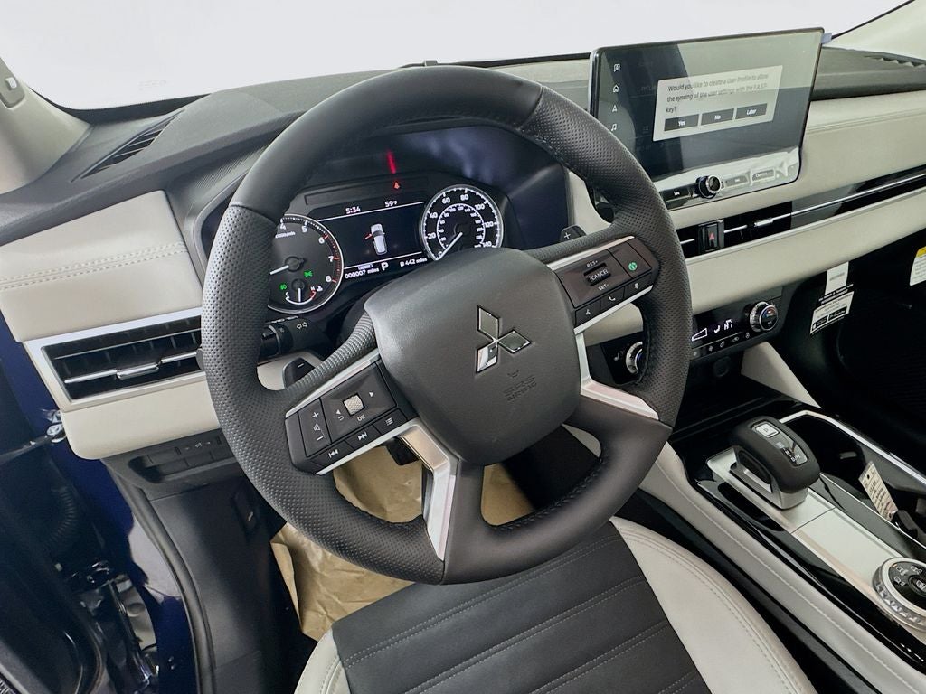 2026 Mitsubishi Outlander SE