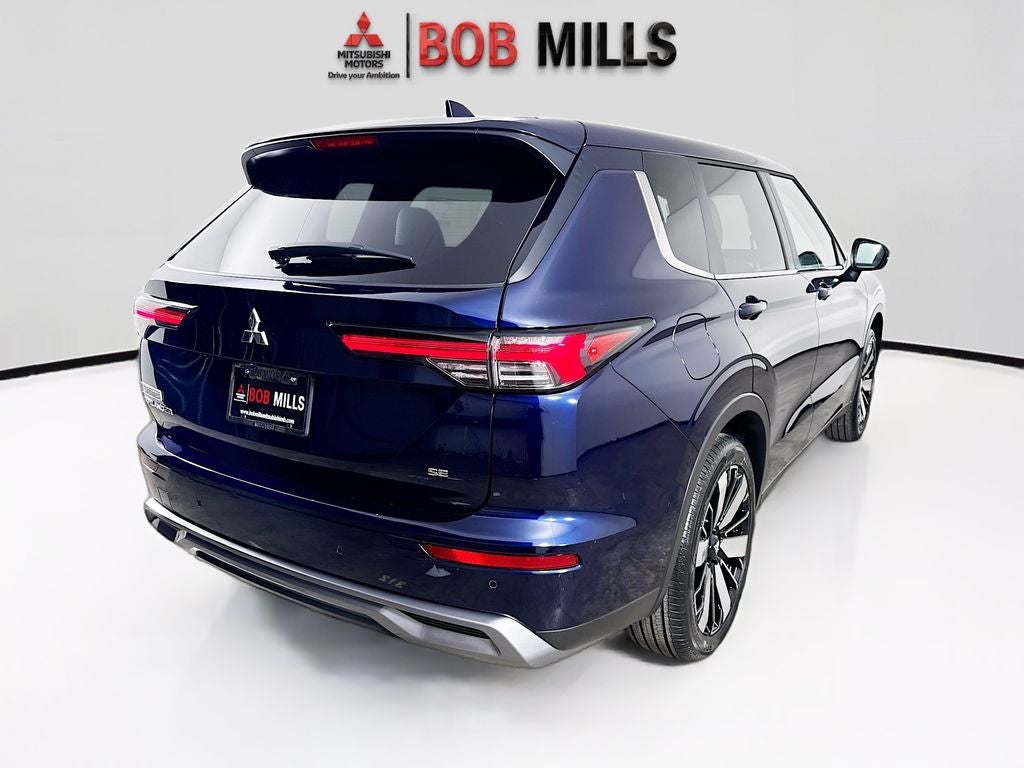 2026 Mitsubishi Outlander SE