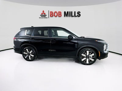 2026 Mitsubishi Outlander SE