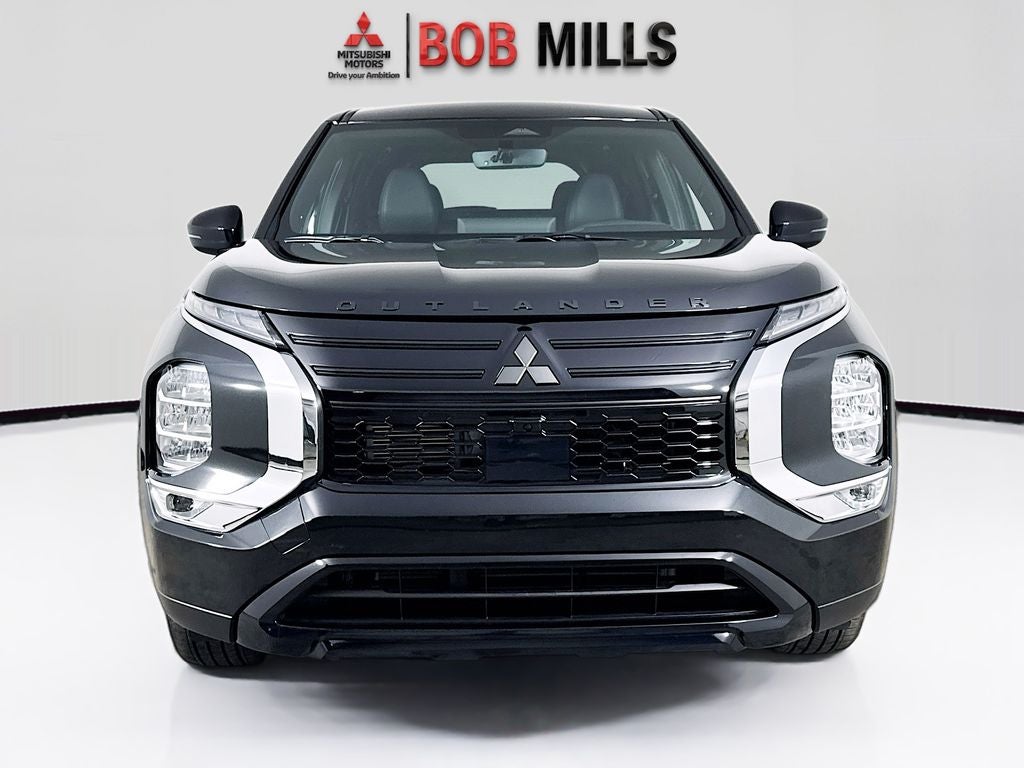 2026 Mitsubishi Outlander LE
