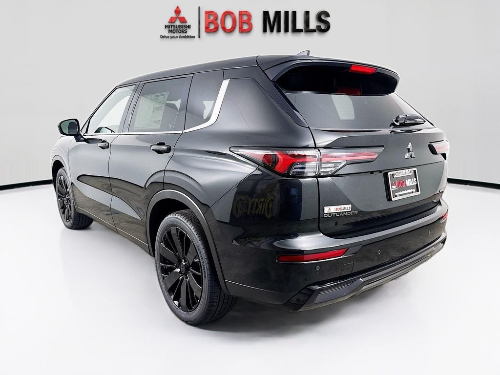 2026 Mitsubishi Outlander LE