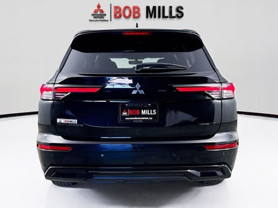 2026 Mitsubishi Outlander LE